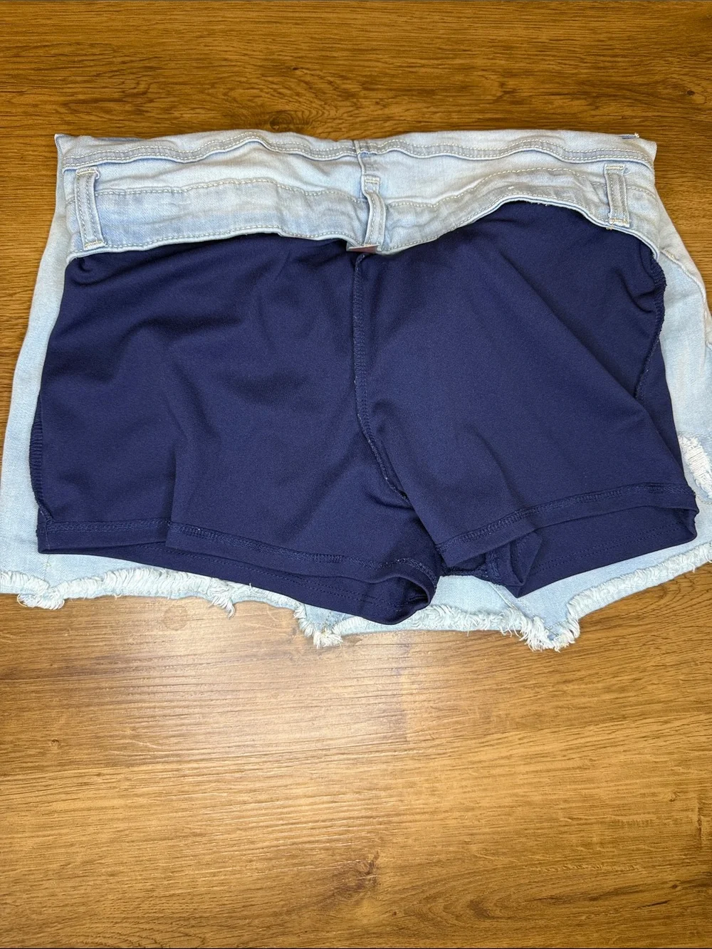 Justice Light Wash Denim Skort GIRLS 20 Distressed Sequins Stars Pull On Raw Hem